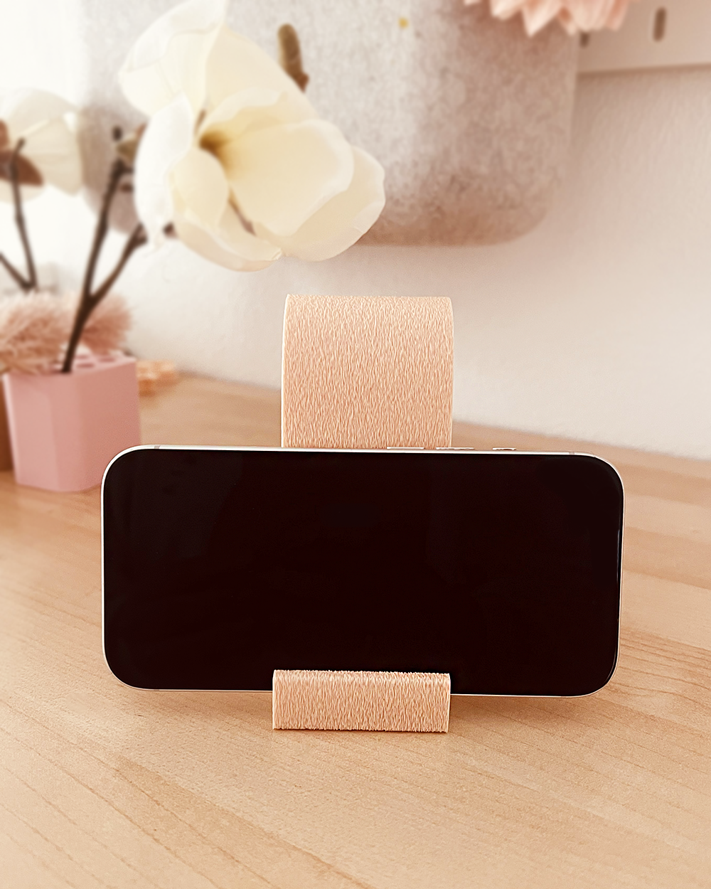 Heart Phone Holder | Accessories