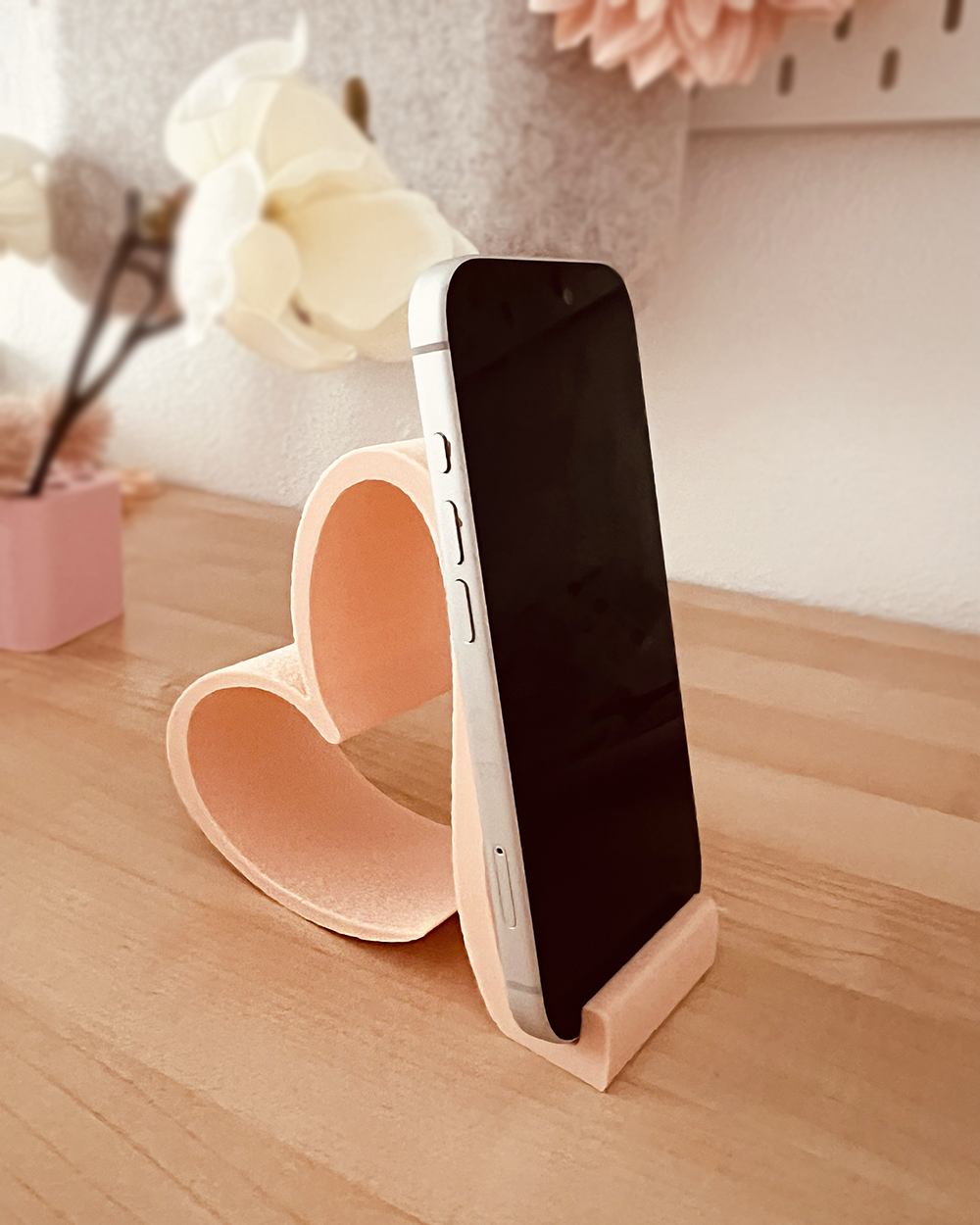 Heart Phone Holder | Accessories