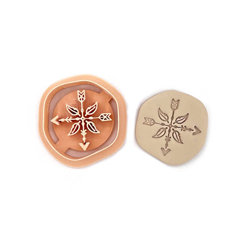 Boho Arrow and Leaf (30mm)