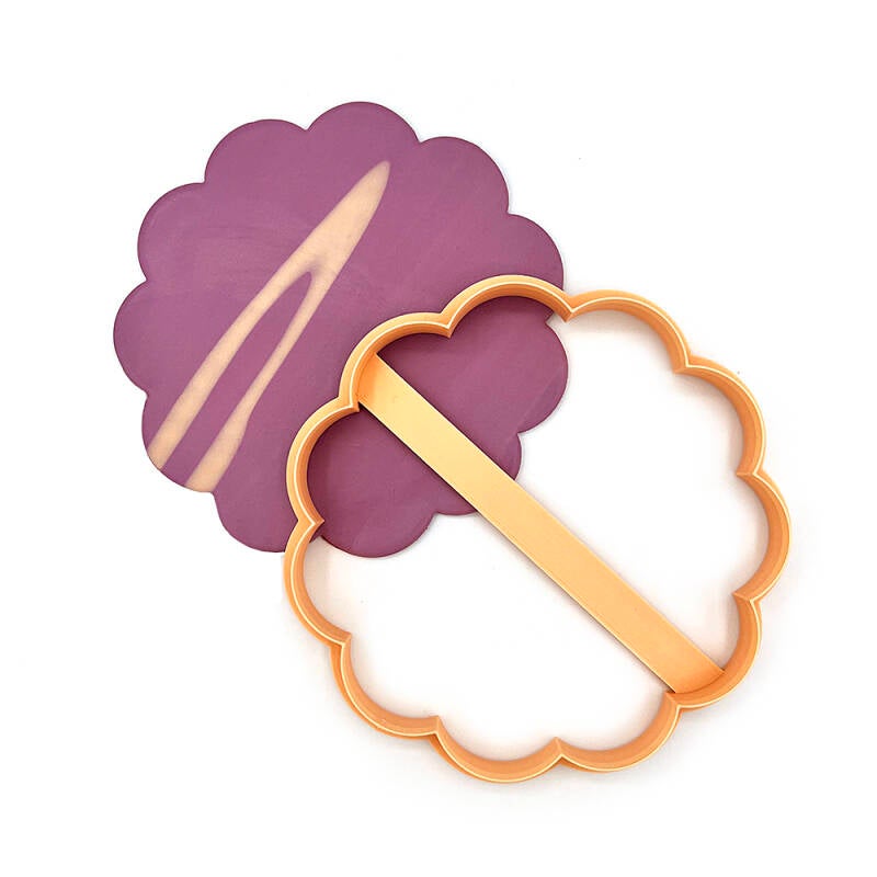 Scalloped Circle Coaster