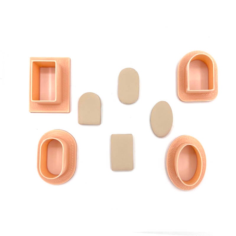 Studs/ Tops (15-17mm) F