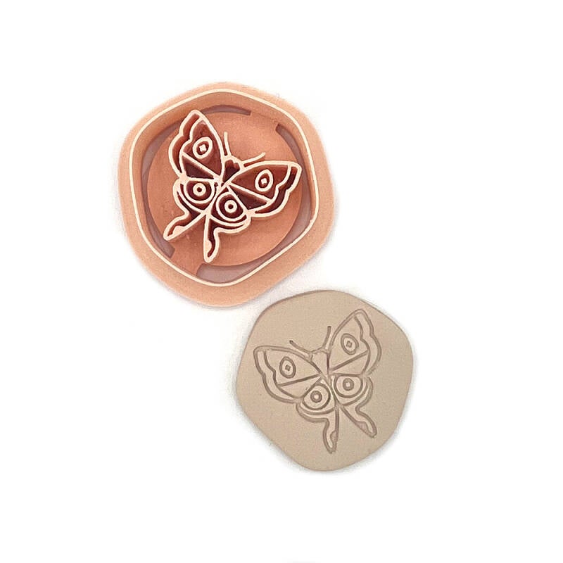 Boho Luna Moth Nova (30mm)